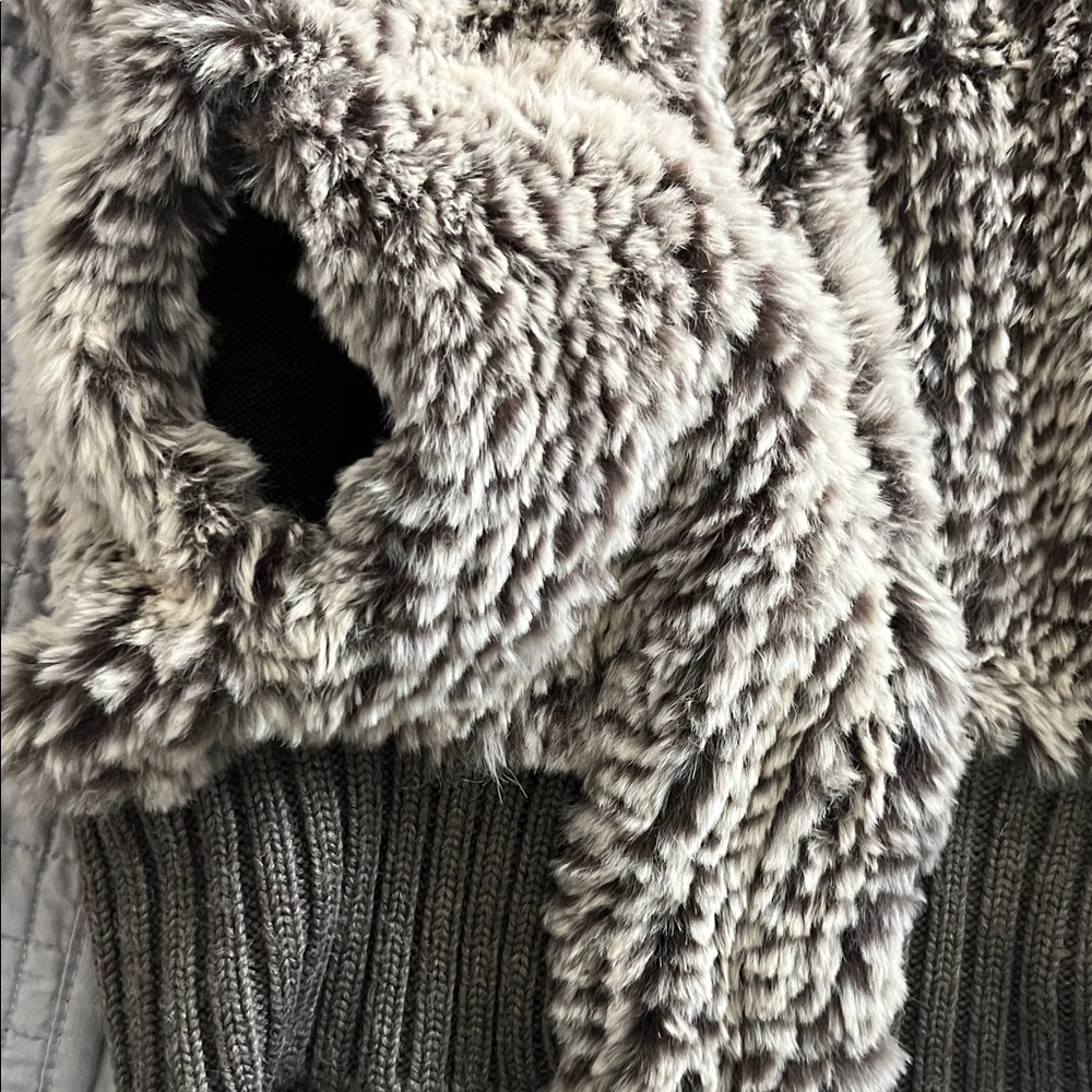 PINKO Rabbit Fur Vest - Picture 7 of 16